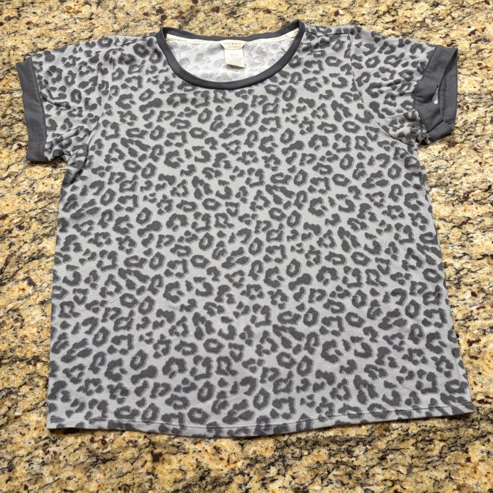 Lucky Brand Grey Leopard Print Short Sleeve Knit Top Large Animal Print Cuffed